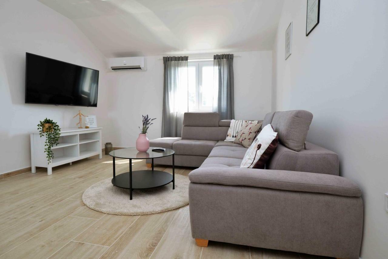 Apartments Enida Бетина Екстер'єр фото