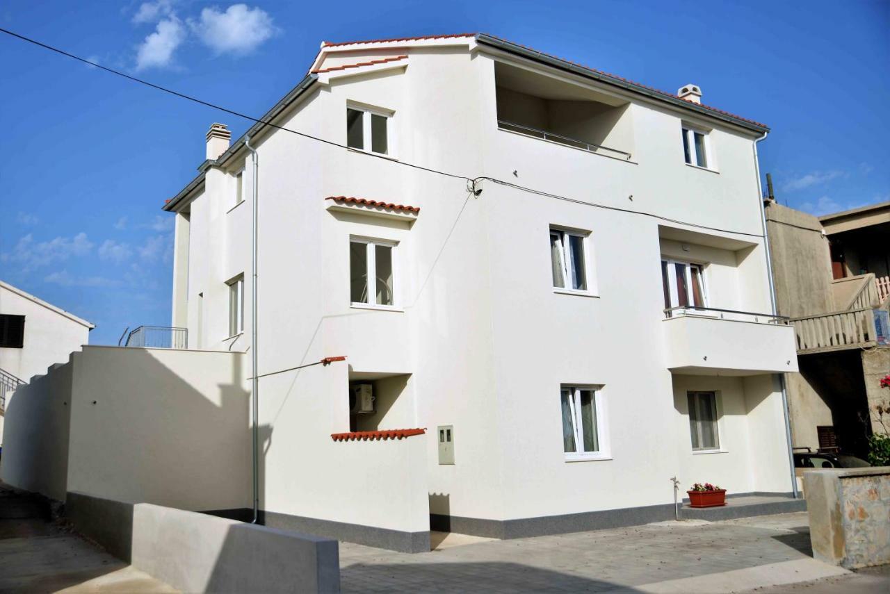 Apartments Enida Бетина Екстер'єр фото
